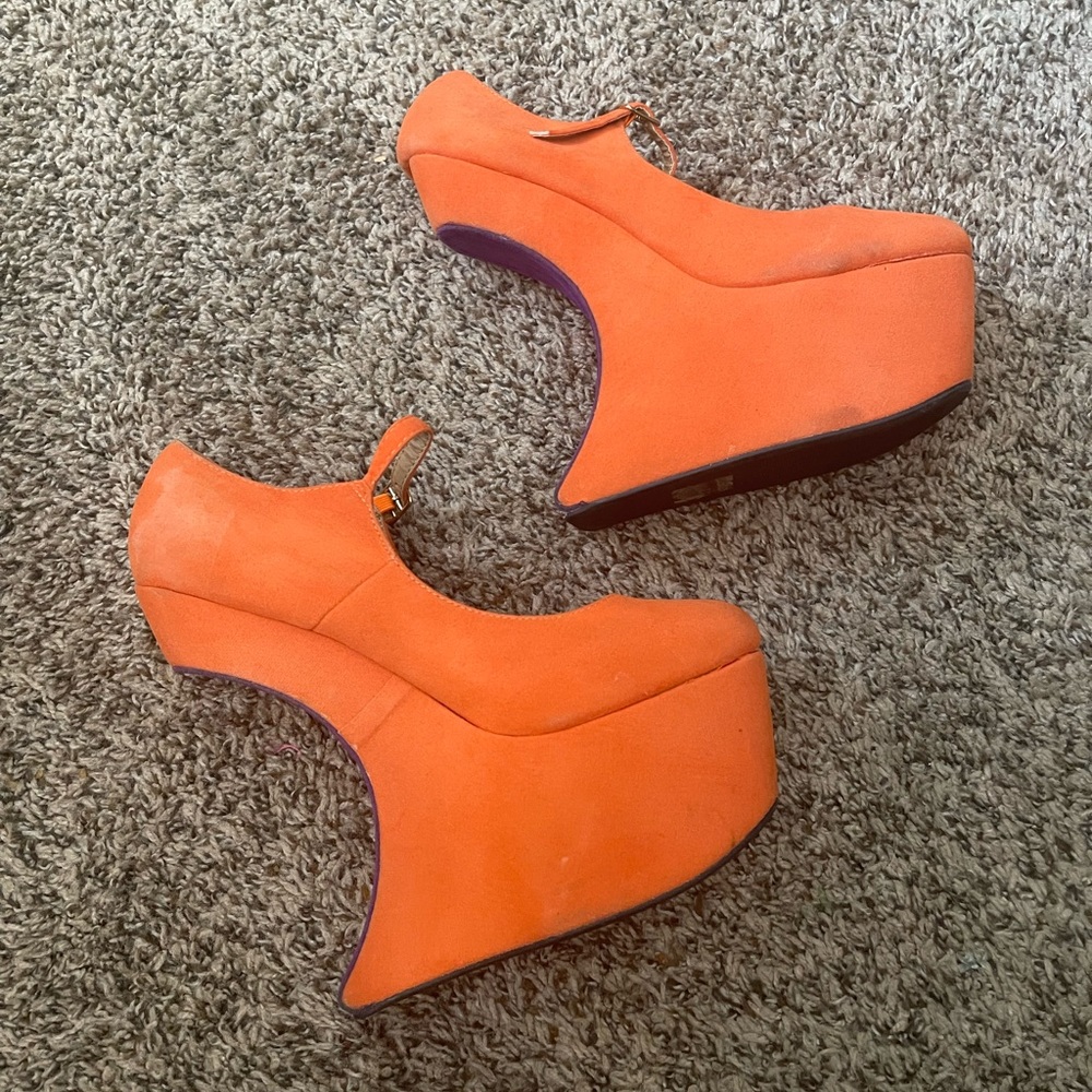Women’s Heel less Shoes Size 8.5
